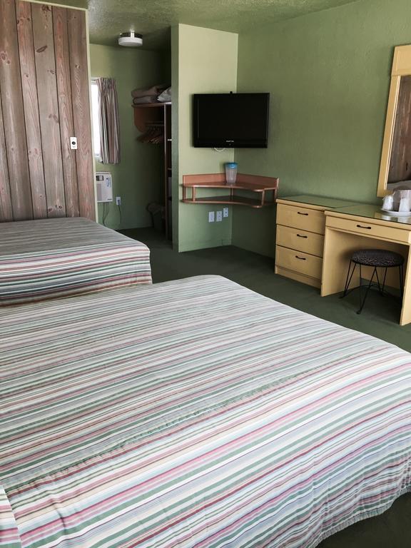 Motel Caribbean 2*