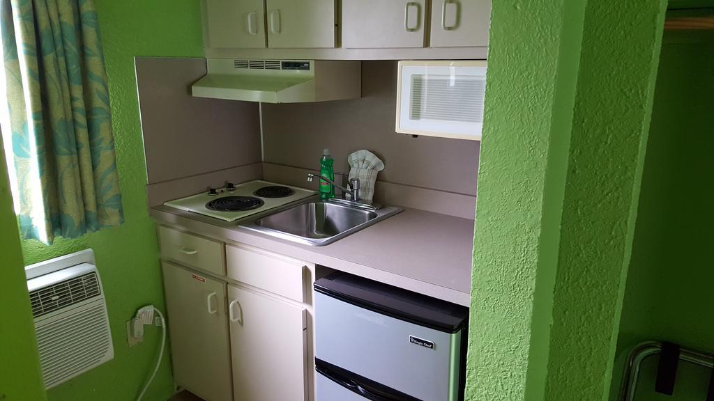 Caribbean Motel