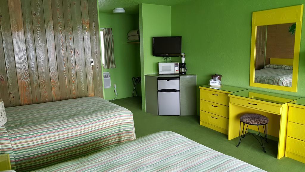 Caribbean Motel 2*